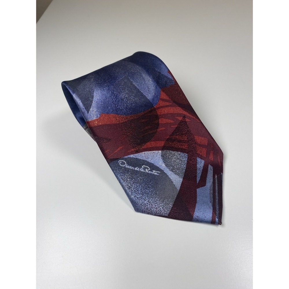 Vintage Oscar de la Renta Men's Necktie Red Blue Abstract Made‎ in USA